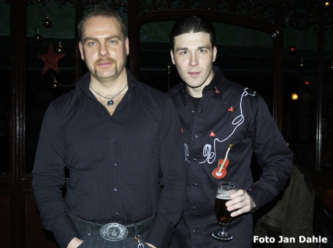 The Carburetors_Stian & Chris, Dr. Jekyll's Pub 10-12-05 1