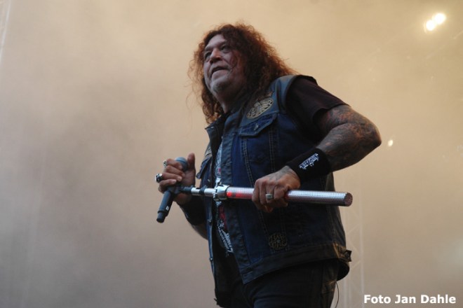 Testament_TOR 15 - Chuck