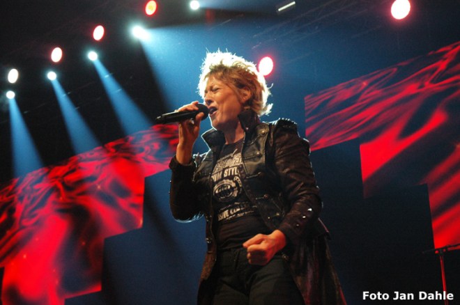 Katrina Leskanich_We Love The 80's 7-5-2016