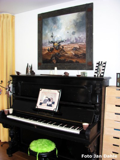 OLYMPUS DIGITAL CAMERA